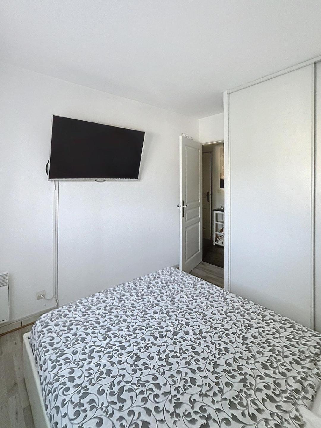 3 Pieces Paisible Parking Et Piscine Appartement Cannes